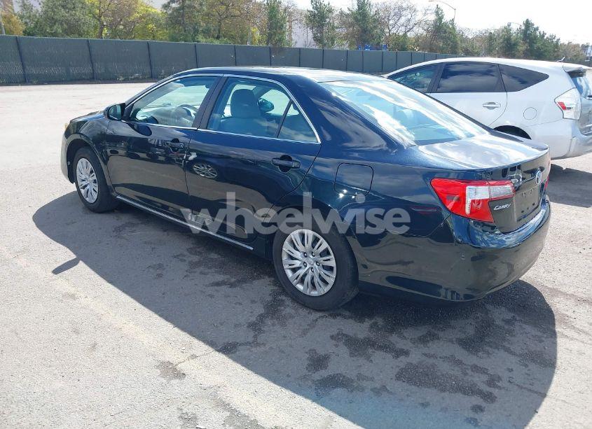 Photo 3 of 2012 Toyota Camry LE (VIN 4T1BF1FK4CU070132)