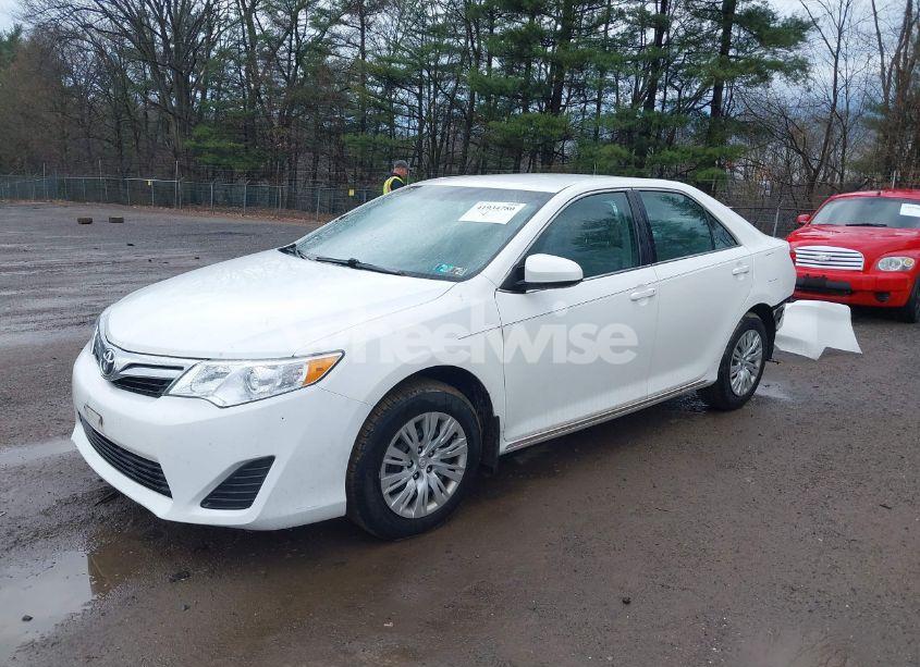 Photo 2 of 2012 Toyota Camry LE (VIN 4T1BF1FK4CU106269)