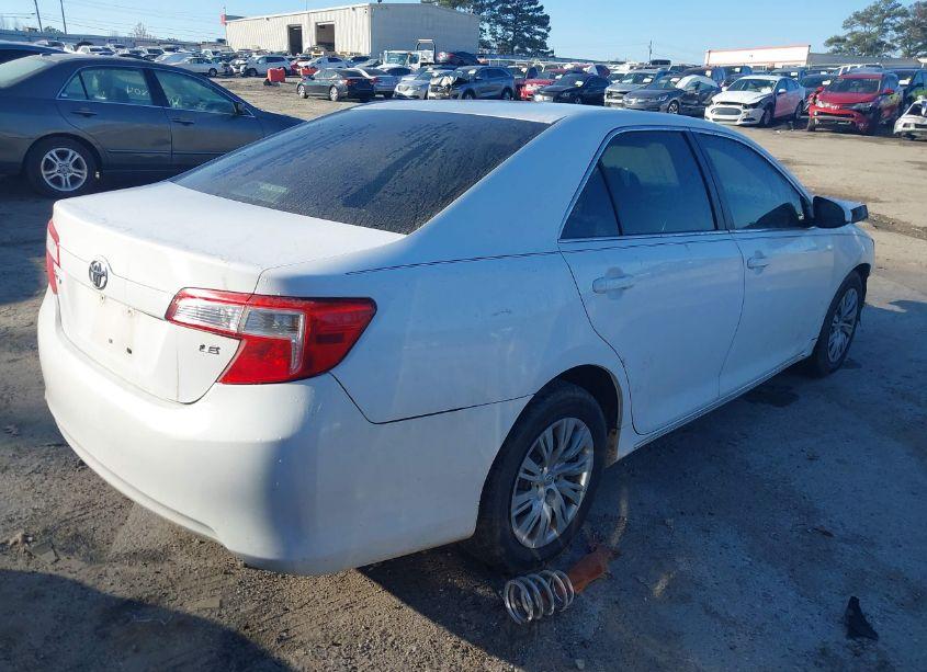 Photo 4 of 2012 Toyota Camry LE (VIN 4T1BF1FK4CU113481)