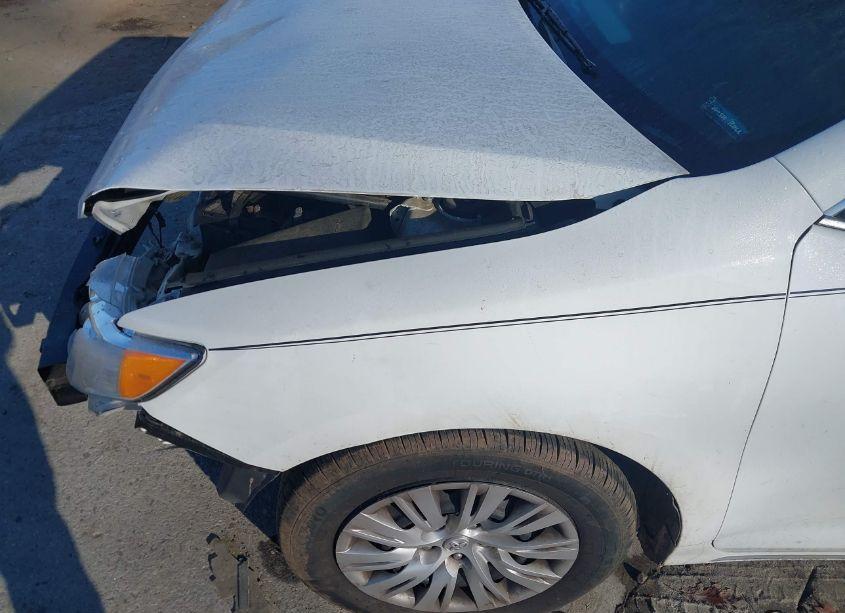 Photo 6 of 2012 Toyota Camry LE (VIN 4T1BF1FK4CU113481)