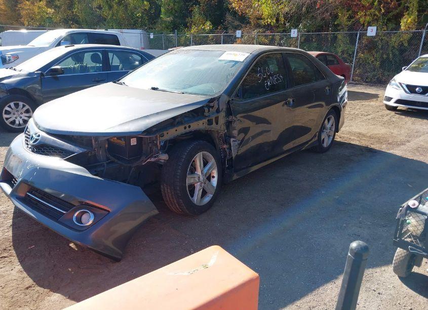 Photo 2 of 2012 Toyota Camry SE (VIN 4T1BF1FK4CU117093)