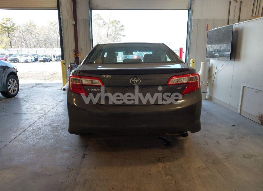 Photo 16 of 2012 Toyota Camry SE (VIN 4T1BF1FK4CU122018)