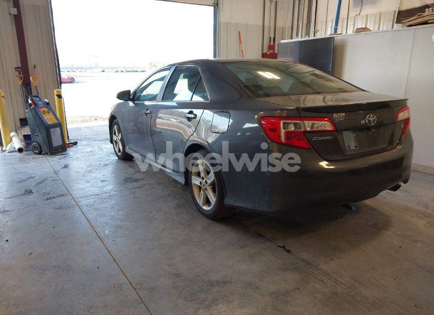 Photo 3 of 2012 Toyota Camry SE (VIN 4T1BF1FK4CU122018)
