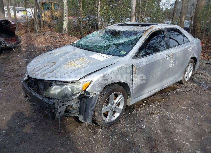 Photo 2 of 2012 Toyota Camry SE (VIN 4T1BF1FK4CU125016)