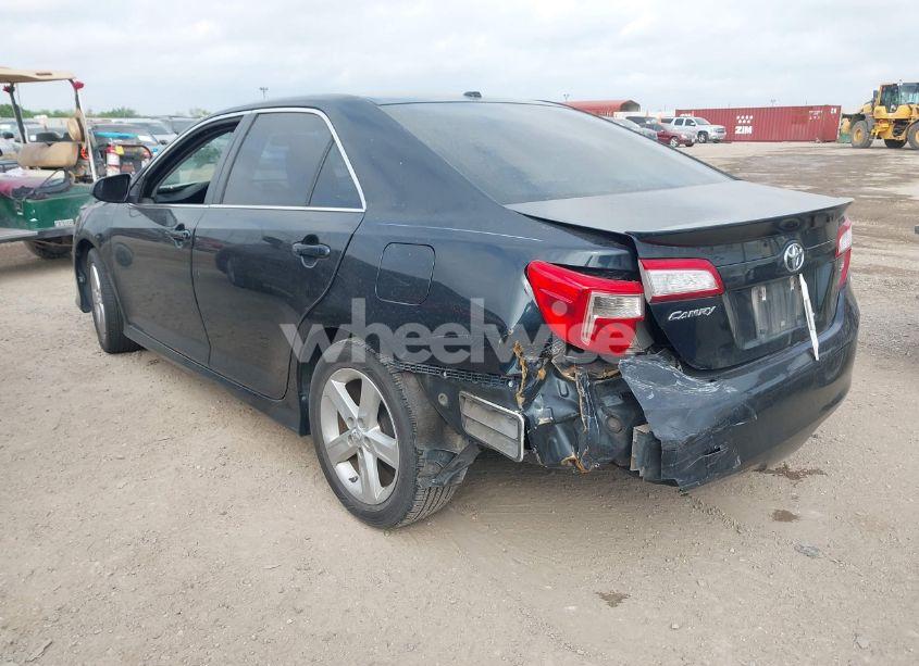 Photo 3 of 2012 Toyota Camry SE (VIN 4T1BF1FK4CU174104)
