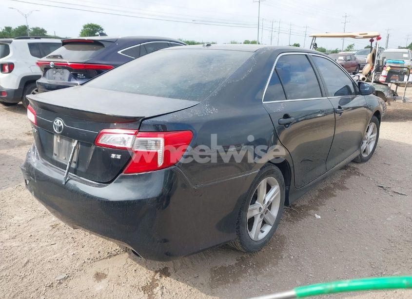 Photo 4 of 2012 Toyota Camry SE (VIN 4T1BF1FK4CU174104)