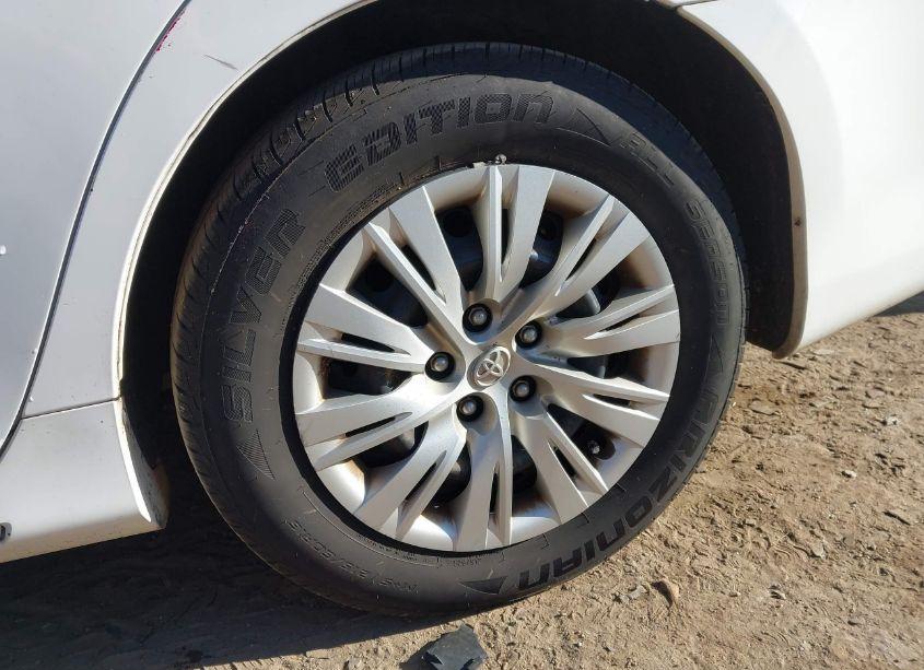 Photo 6 of 2012 Toyota Camry LE (VIN 4T1BF1FK4CU195390)