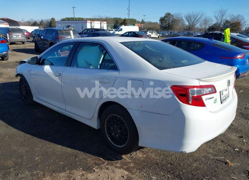 Photo 3 of 2012 Toyota Camry SE (VIN 4T1BF1FK4CU196104)