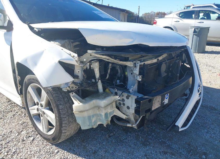 Photo 6 of 2012 Toyota Camry SE (VIN 4T1BF1FK4CU502752)