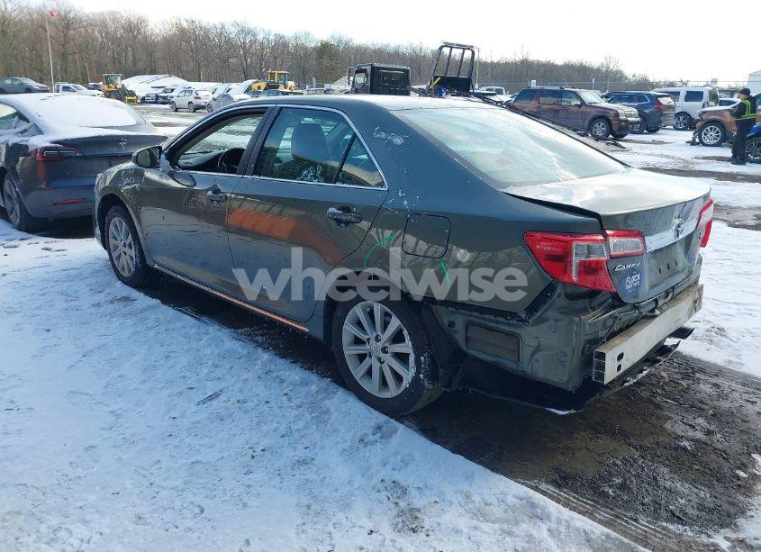 Photo 3 of 2012 Toyota Camry XLE (VIN 4T1BF1FK4CU507448)