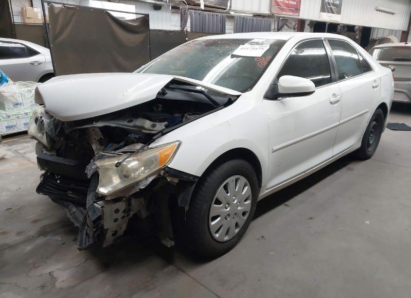 Photo 2 of 2012 Toyota Camry L (VIN 4T1BF1FK4CU527165)