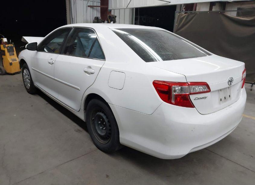 Photo 3 of 2012 Toyota Camry L (VIN 4T1BF1FK4CU527165)
