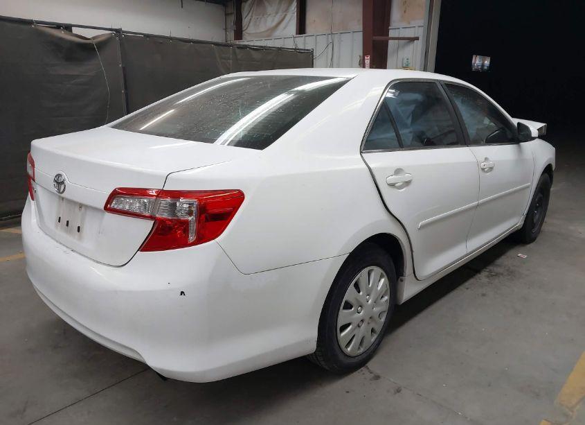 Photo 4 of 2012 Toyota Camry L (VIN 4T1BF1FK4CU527165)