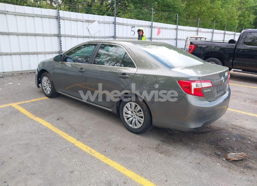 Photo 3 of 2012 Toyota Camry LE (VIN 4T1BF1FK4CU530650)