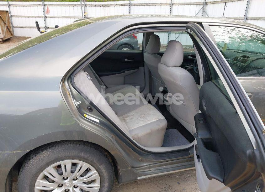 Photo 8 of 2012 Toyota Camry LE (VIN 4T1BF1FK4CU530650)