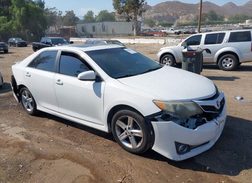 2012 Toyota Camry SE (VIN 4T1BF1FK4CU531359) main photo