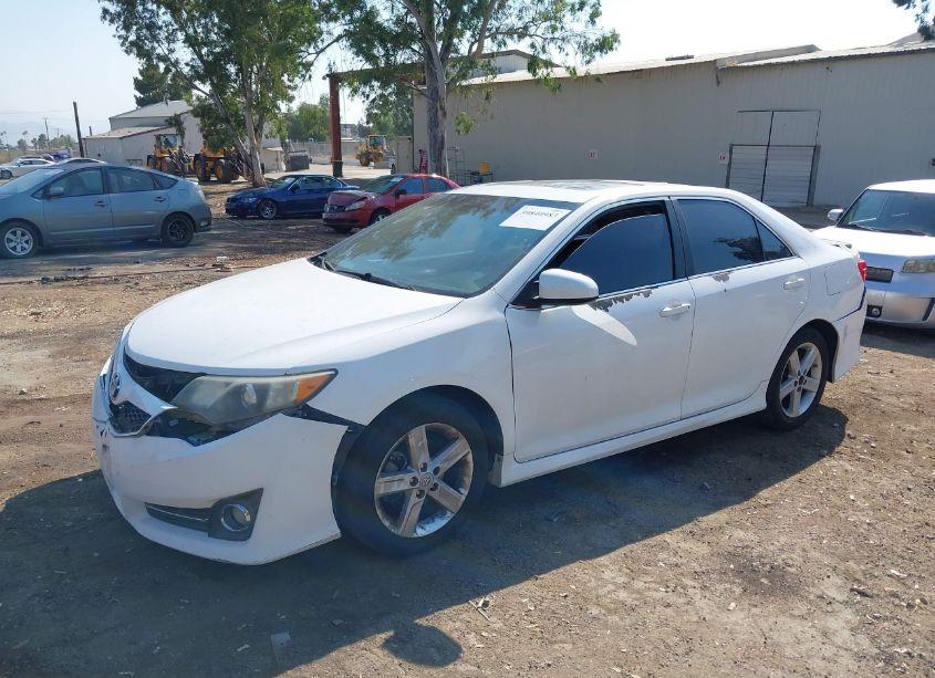 Photo 2 of 2012 Toyota Camry SE (VIN 4T1BF1FK4CU531359)
