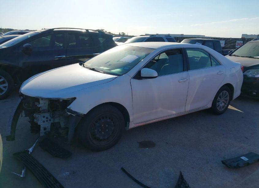 Photo 2 of 2012 Toyota Camry LE (VIN 4T1BF1FK4CU539638)