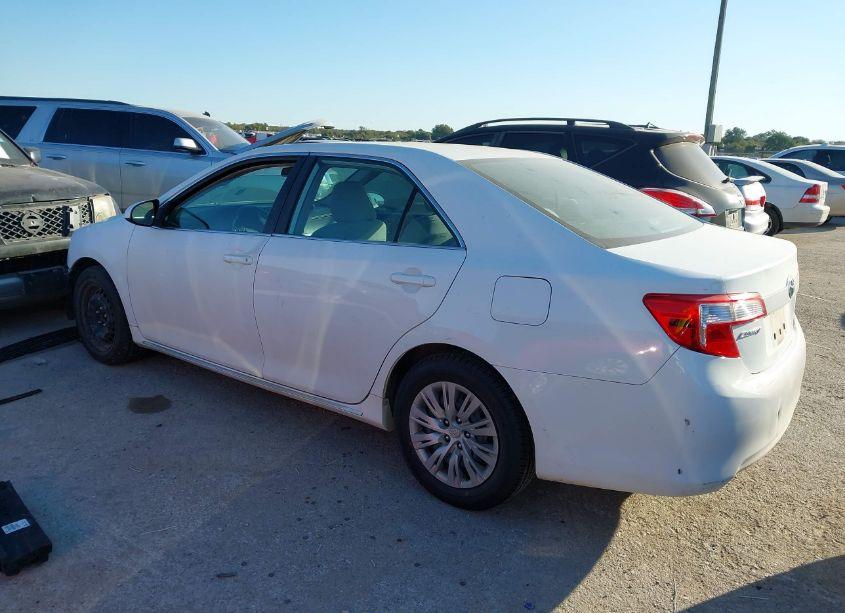 Photo 3 of 2012 Toyota Camry LE (VIN 4T1BF1FK4CU539638)