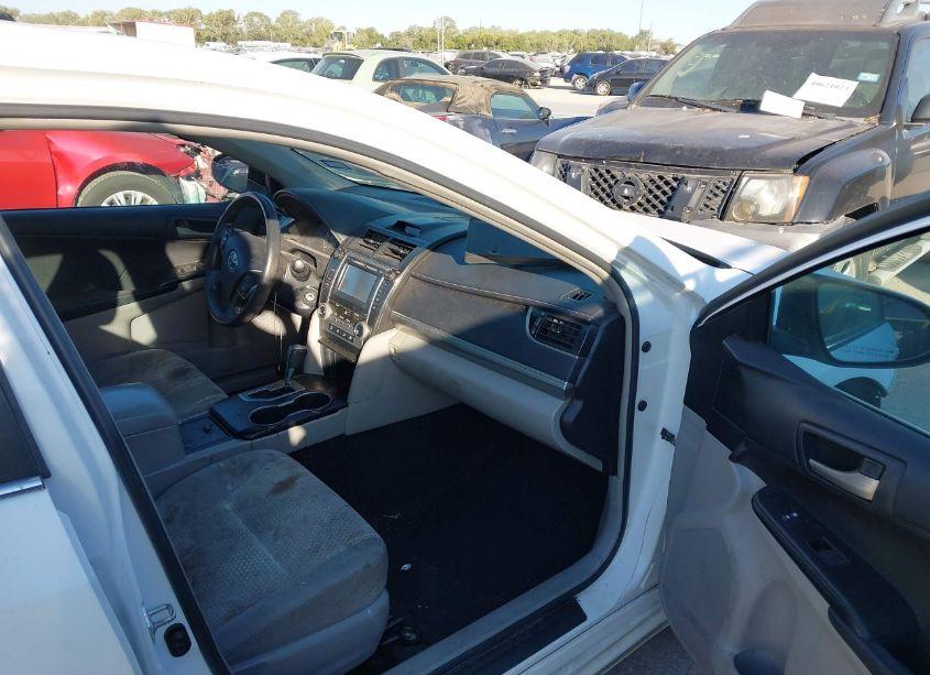 Photo 5 of 2012 Toyota Camry LE (VIN 4T1BF1FK4CU539638)