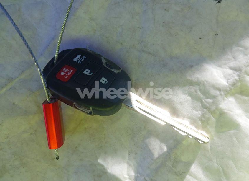 Photo 11 of 2012 Toyota Camry LE (VIN 4T1BF1FK4CU547559)