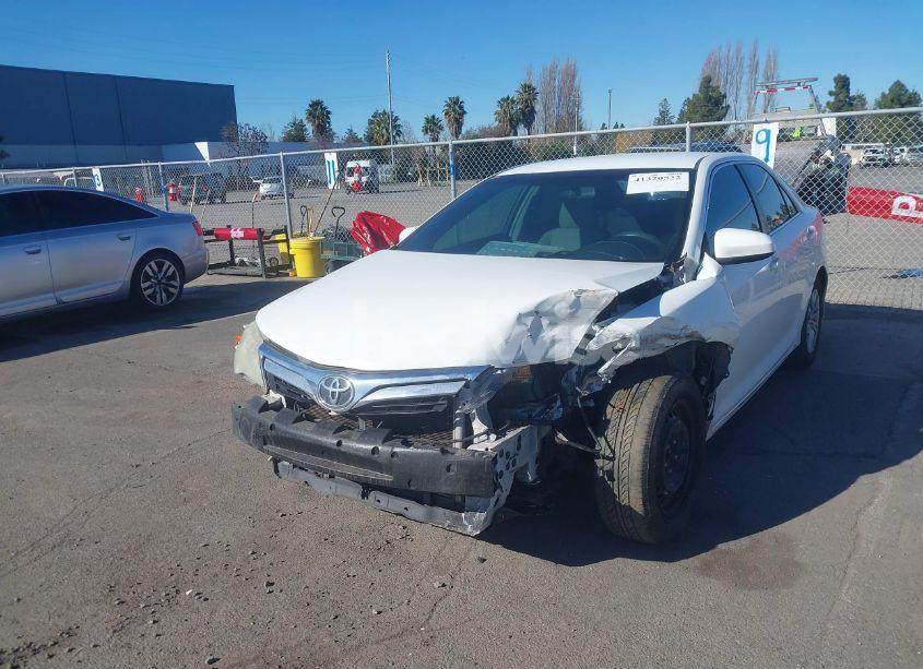 Photo 2 of 2012 Toyota Camry LE (VIN 4T1BF1FK4CU547559)