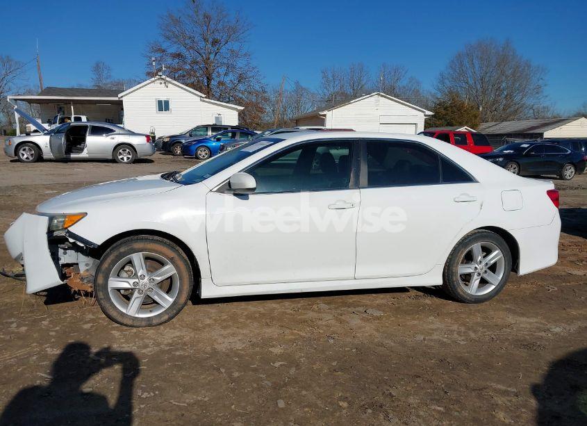 Photo 15 of 2012 Toyota Camry SE (VIN 4T1BF1FK4CU589701)