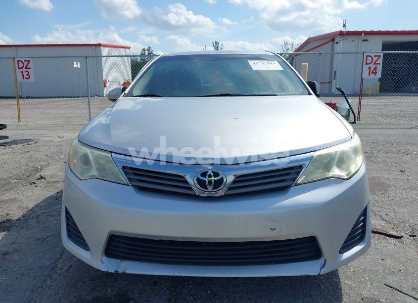 Photo 13 of 2012 Toyota Camry L (VIN 4T1BF1FK4CU591402)