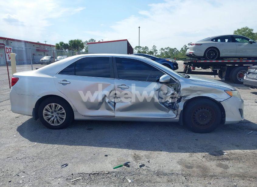 Photo 14 of 2012 Toyota Camry L (VIN 4T1BF1FK4CU591402)
