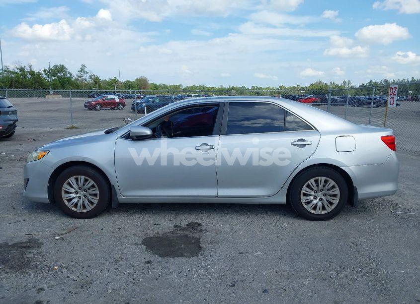 Photo 15 of 2012 Toyota Camry L (VIN 4T1BF1FK4CU591402)