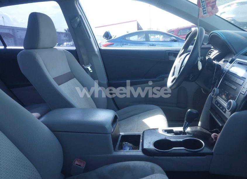 Photo 5 of 2012 Toyota Camry L (VIN 4T1BF1FK4CU591402)