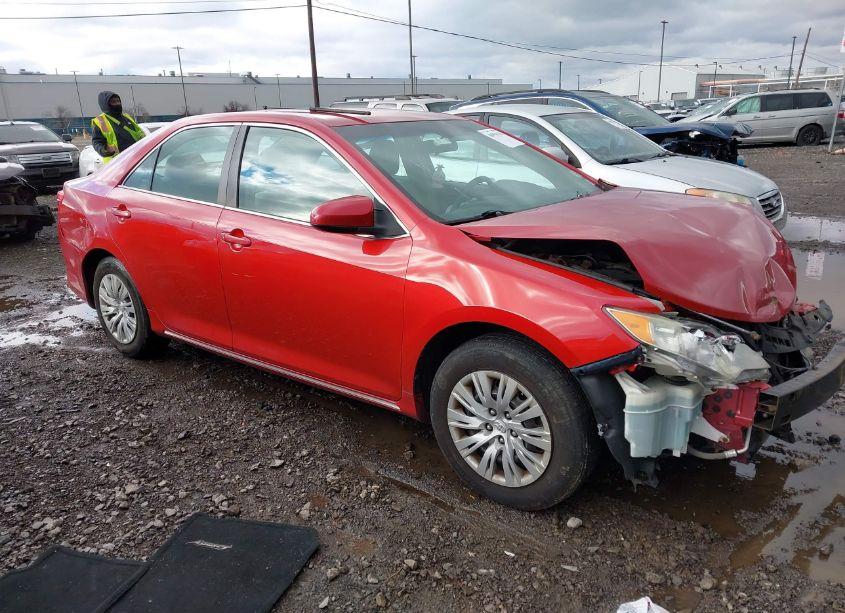 2012 Toyota Camry LE (VIN 4T1BF1FK4CU599127) main photo