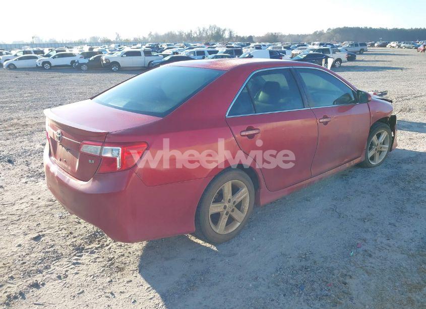 Photo 4 of 2012 Toyota Camry SE (VIN 4T1BF1FK4CU606710)