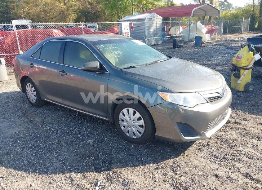 2012 Toyota Camry LE (VIN 4T1BF1FK4CU623815) main photo