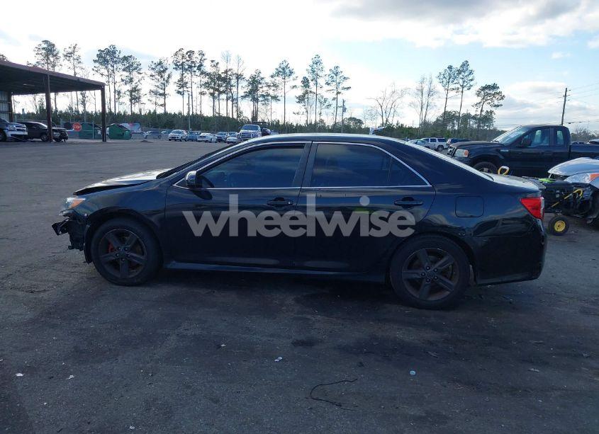 Photo 13 of 2013 Toyota Camry SE (VIN 4T1BF1FK4DU208415)