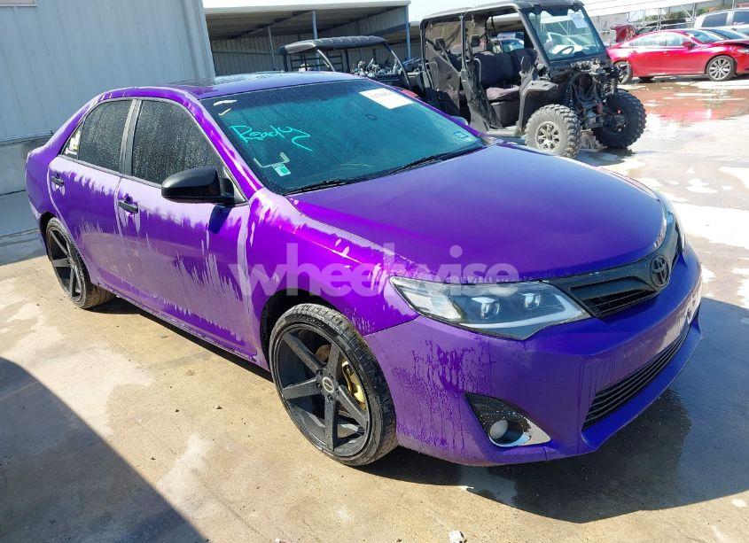 2013 Toyota Camry XLE (VIN 4T1BF1FK4DU211198) main photo