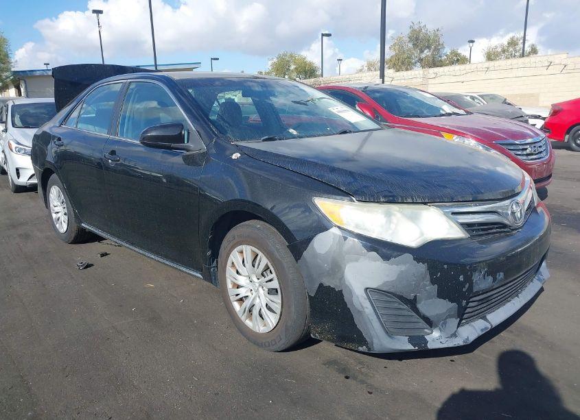 2013 Toyota Camry LE (VIN 4T1BF1FK4DU211217) main photo