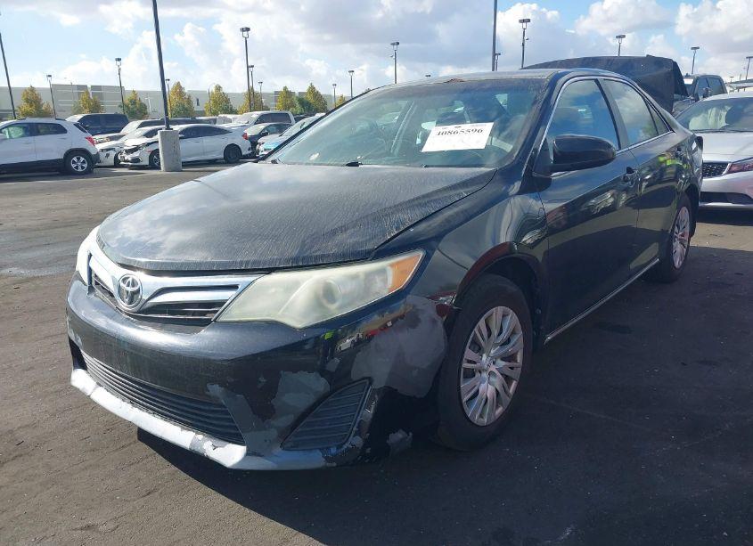 Photo 2 of 2013 Toyota Camry LE (VIN 4T1BF1FK4DU211217)