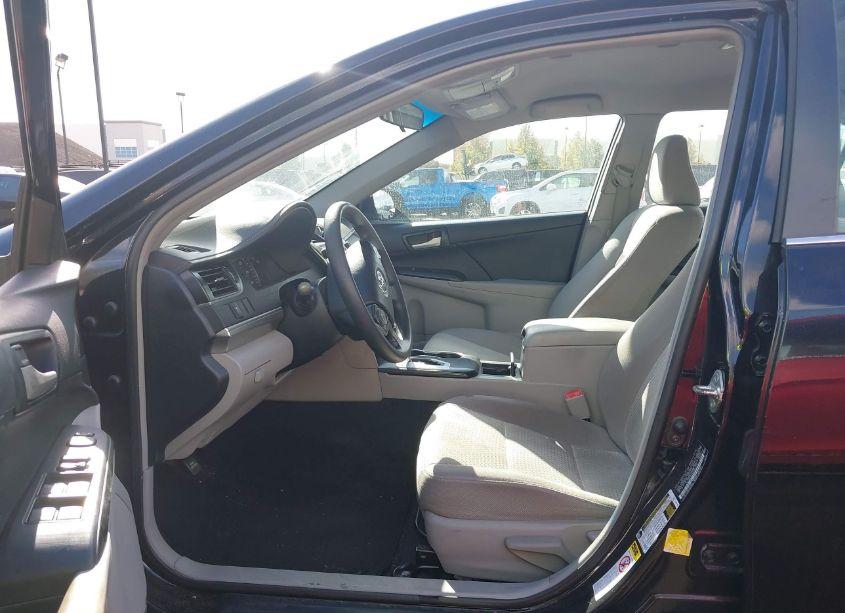 Photo 5 of 2013 Toyota Camry LE (VIN 4T1BF1FK4DU211217)