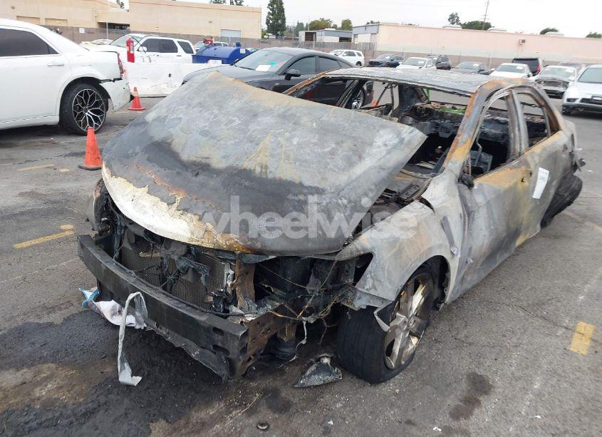 Photo 2 of 2013 Toyota Camry SE (VIN 4T1BF1FK4DU219902)