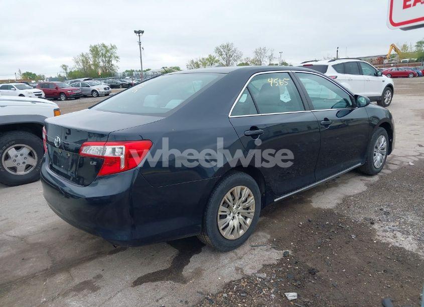 Photo 4 of 2013 Toyota Camry LE (VIN 4T1BF1FK4DU254083)