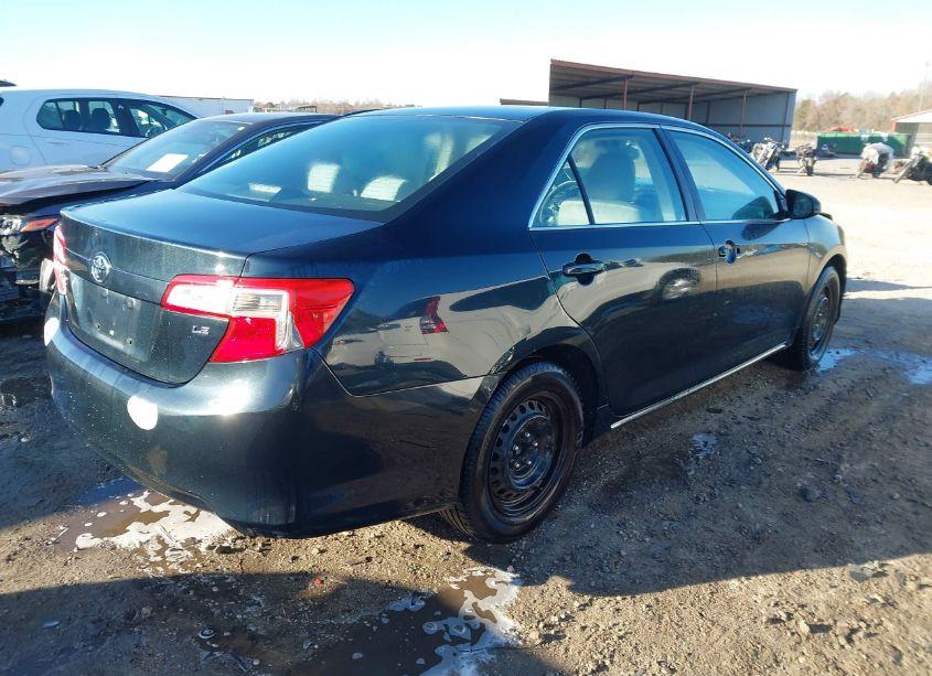 Photo 4 of 2013 Toyota Camry LE (VIN 4T1BF1FK4DU275953)