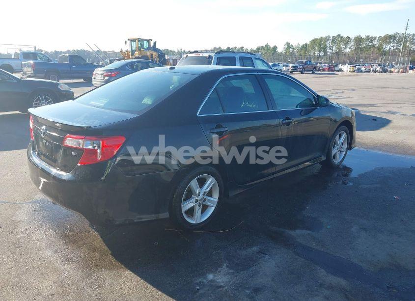 Photo 4 of 2013 Toyota Camry SE (VIN 4T1BF1FK4DU277735)