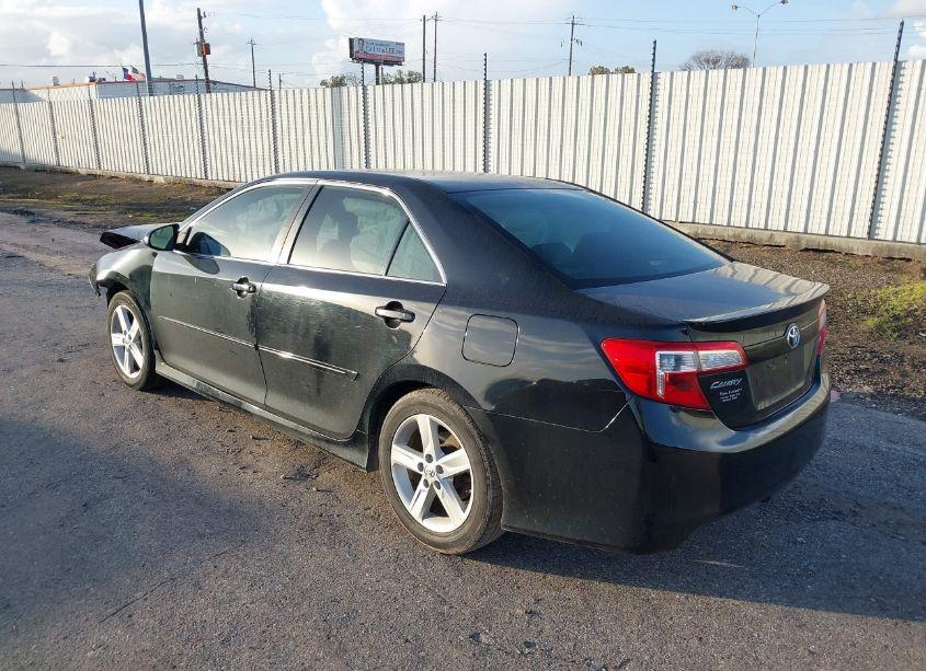 Photo 3 of 2013 Toyota Camry SE (VIN 4T1BF1FK4DU293482)