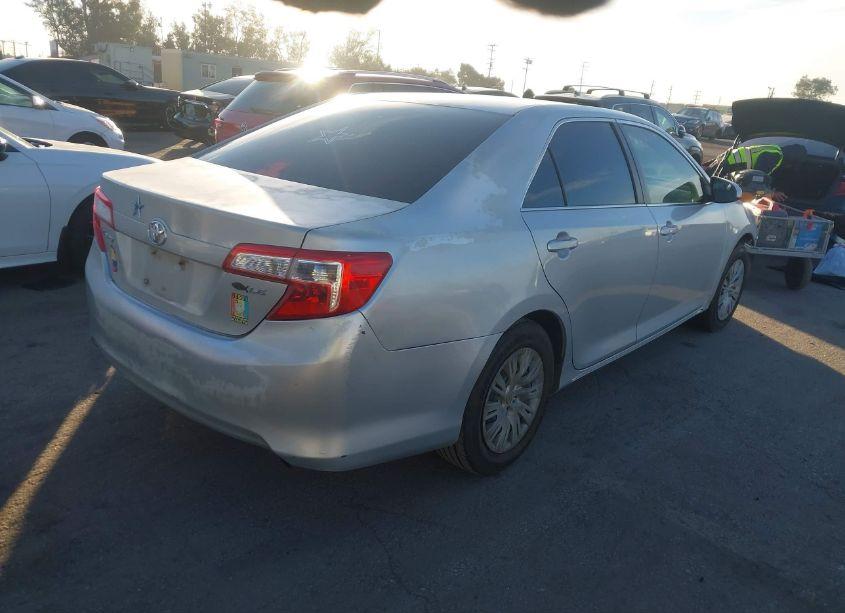 Photo 4 of 2013 Toyota Camry LE (VIN 4T1BF1FK4DU637893)