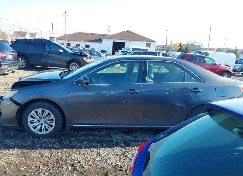 Photo 14 of 2013 Toyota Camry LE (VIN 4T1BF1FK4DU639062)