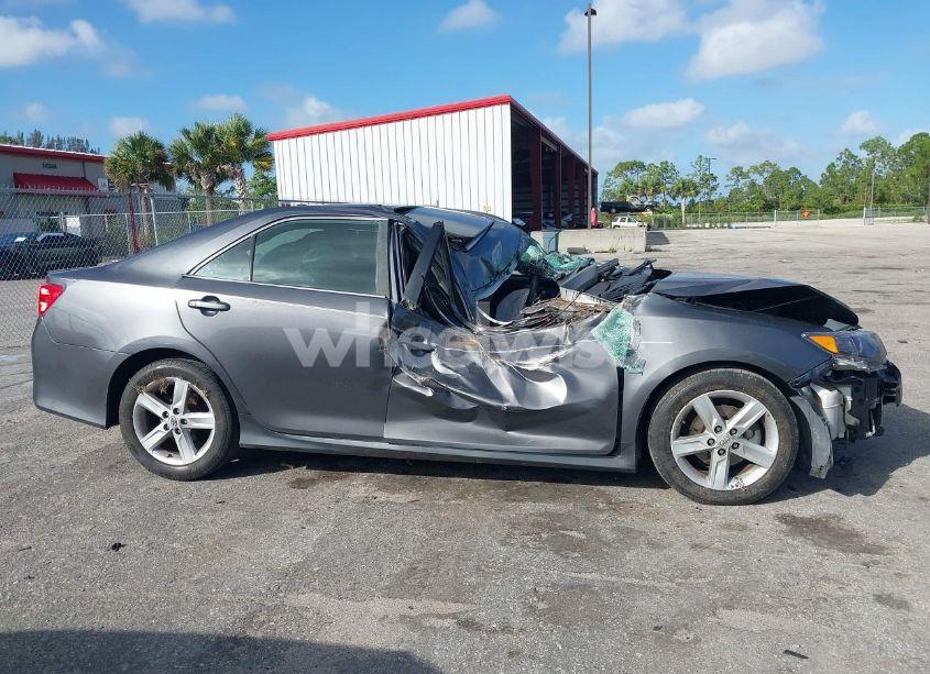 Photo 13 of 2013 Toyota Camry SE (VIN 4T1BF1FK4DU645069)