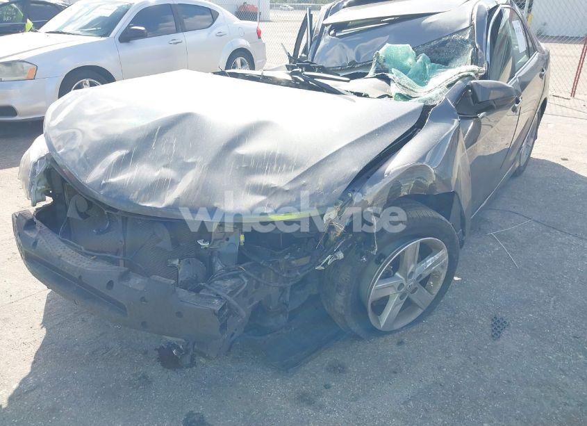 Photo 18 of 2013 Toyota Camry SE (VIN 4T1BF1FK4DU645069)