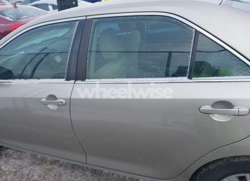 Photo 14 of 2013 Toyota Camry LE (VIN 4T1BF1FK4DU698239)