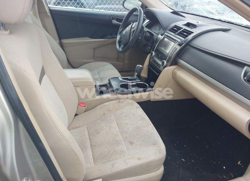 Photo 5 of 2013 Toyota Camry LE (VIN 4T1BF1FK4DU698239)